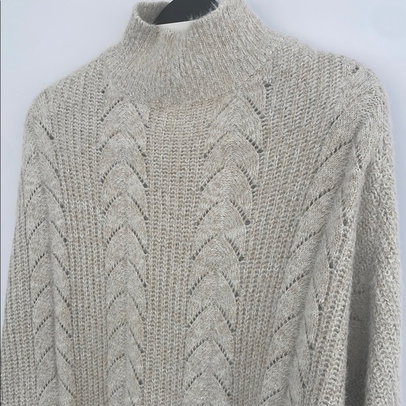 Akamai + Kin Cream Sweater Poncho Pointelle Cable Knit Design and Relaxed Fit OS - Picture 8 of 17